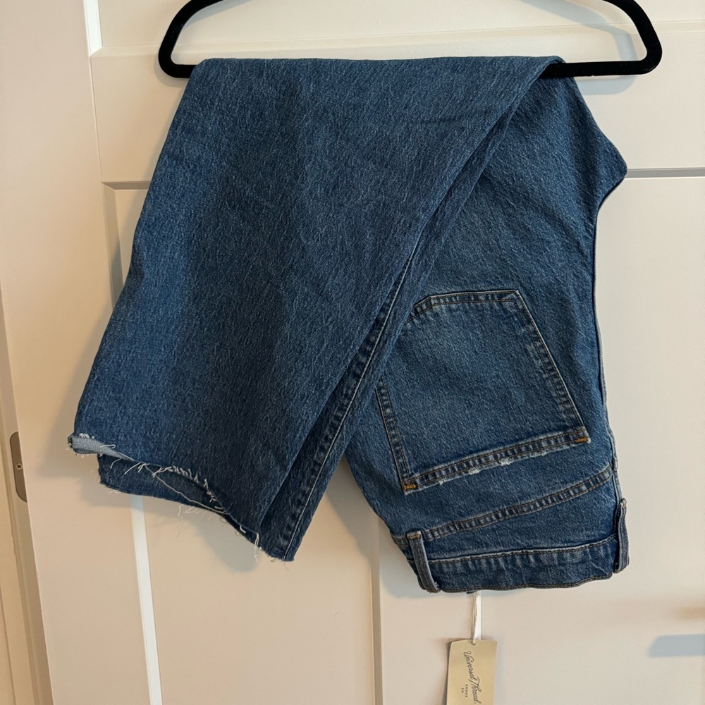NWT, Universal Thread, women’s size 12,vintage strait jeans